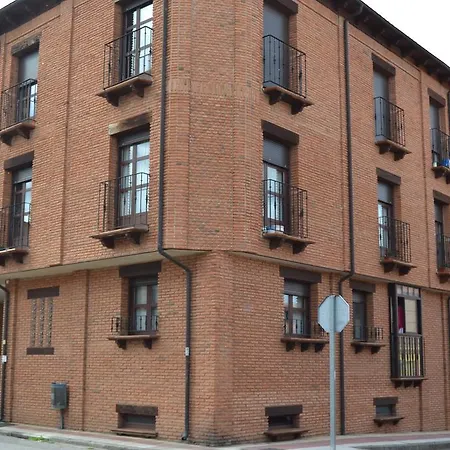 Calle Real Apartment